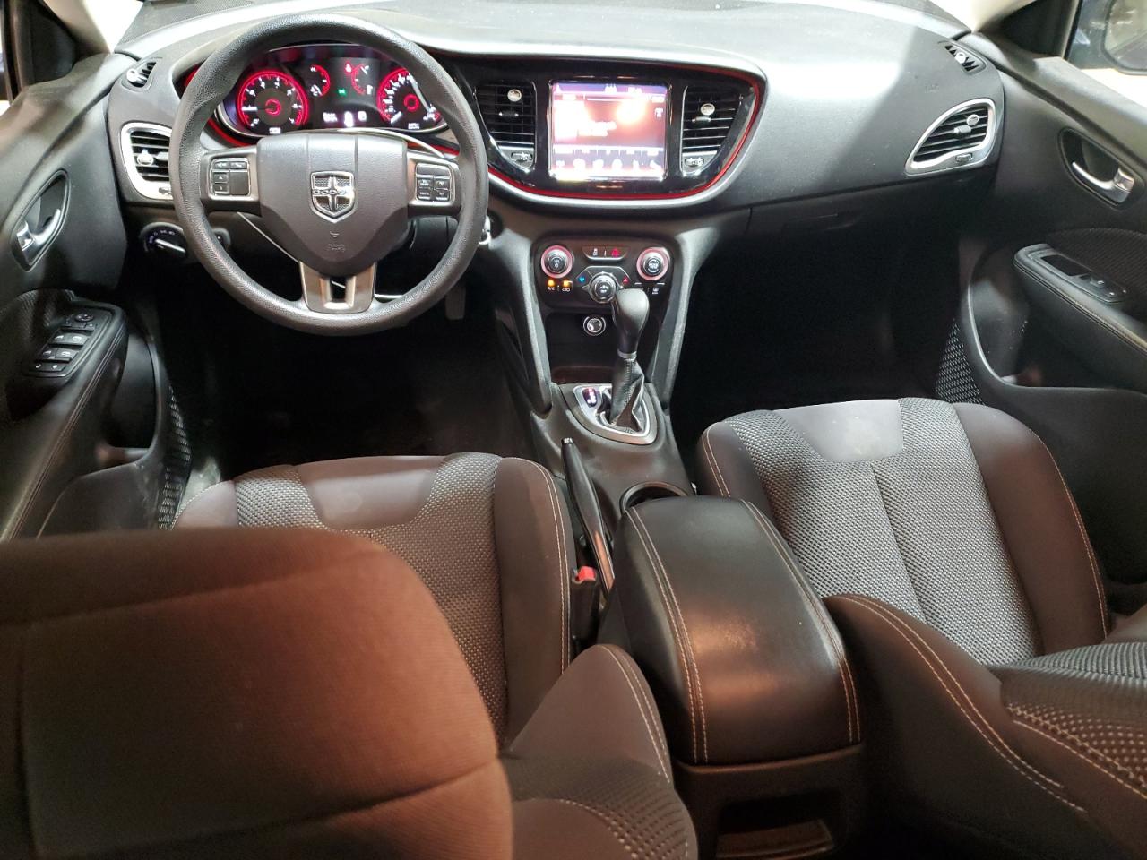 2015 Dodge Dart Sxt VIN: 1C3CDFBB1FD205044 Lot: 61365894