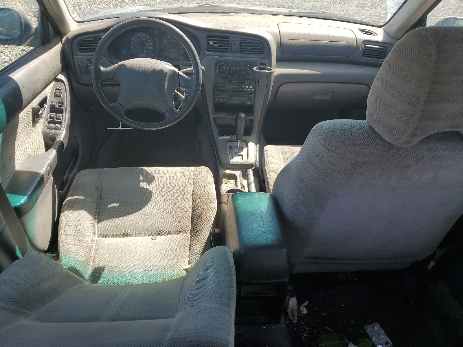 4S3BE6355Y7215641 2000 Subaru Legacy L