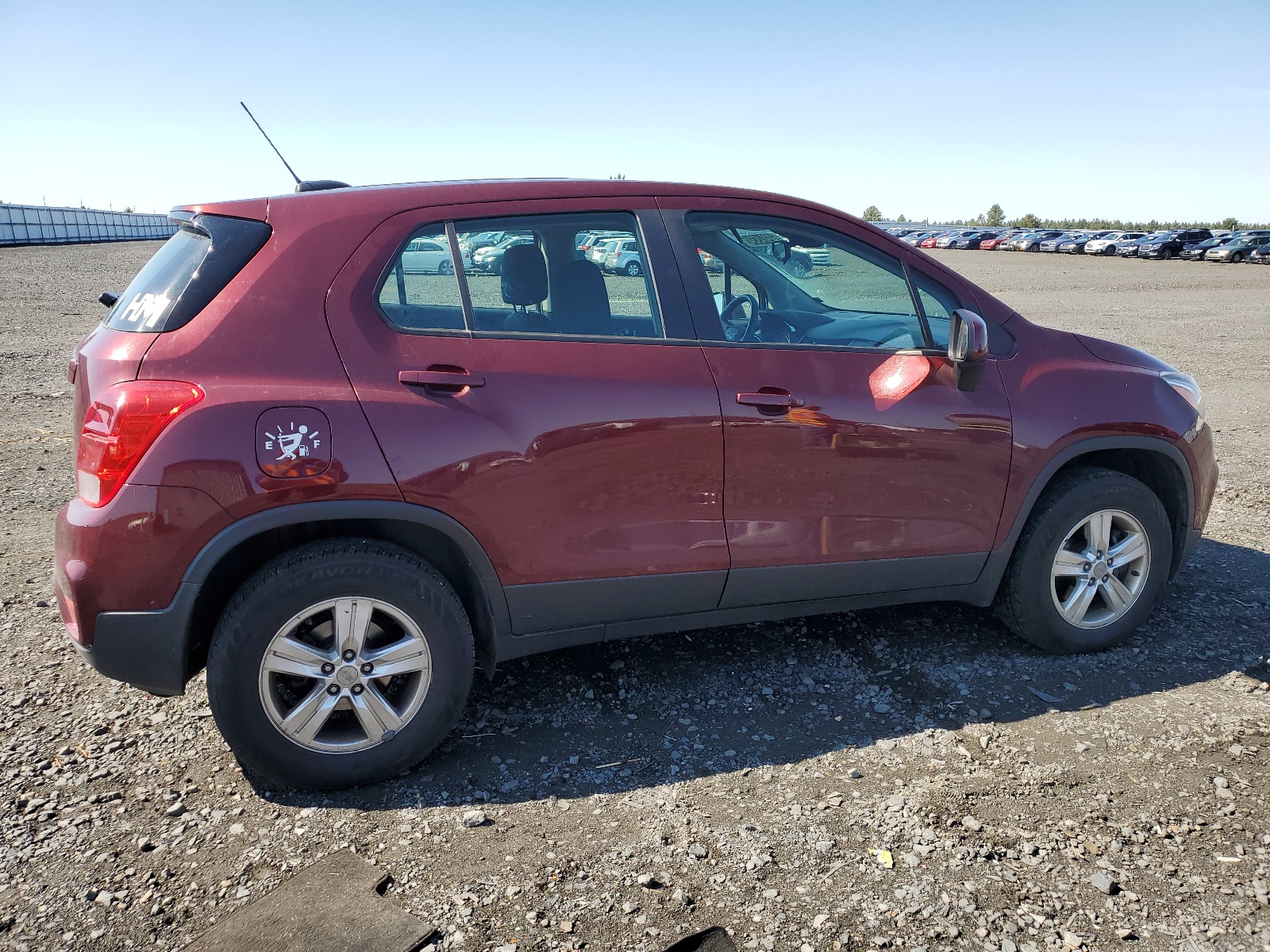 2017 Chevrolet Trax Ls vin: 3GNCJNSB8HL231434