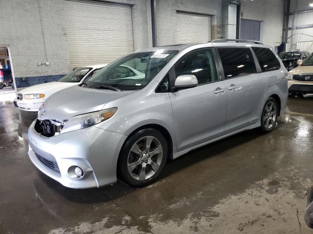 2011 Toyota Sienna Sport