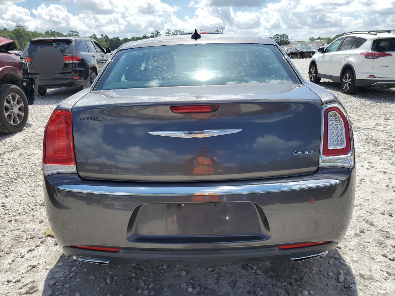 2015 Chrysler 300 Limited VIN: 2C3CCAAG4FH780700 Lot: 60400914