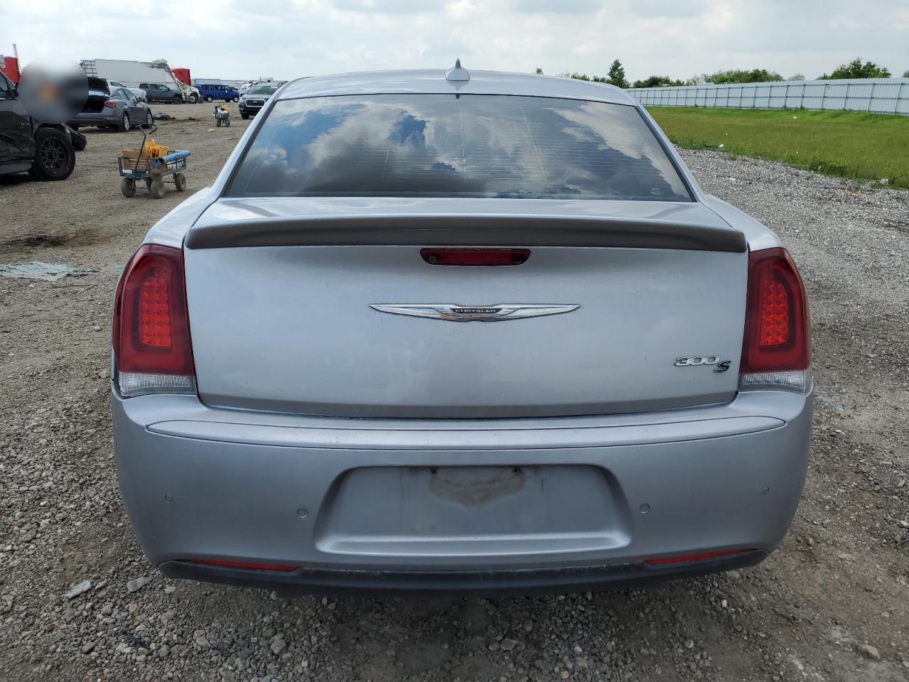 2C3CCABG3JH266814 2018 Chrysler 300 S