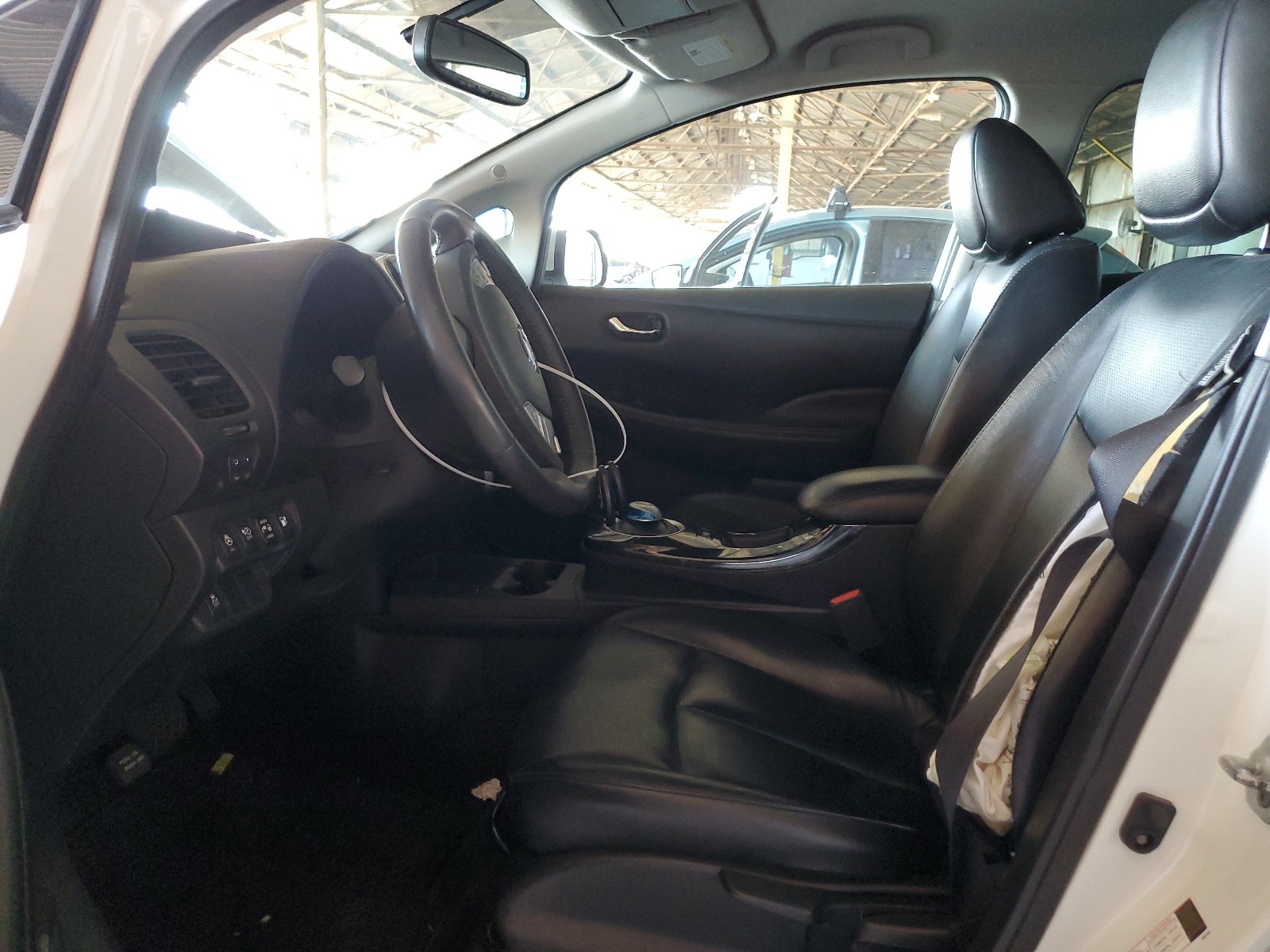 1N4BZ0CP8GC305817 2016 Nissan Leaf Sv