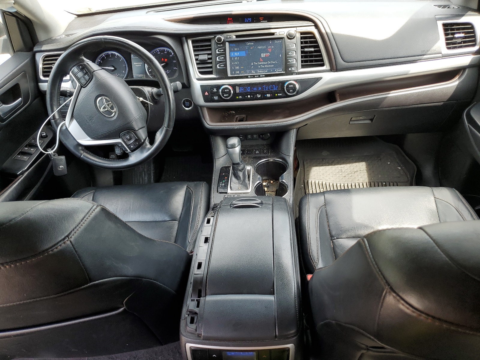 5TDJZRFH4HS452487 2017 Toyota Highlander Se