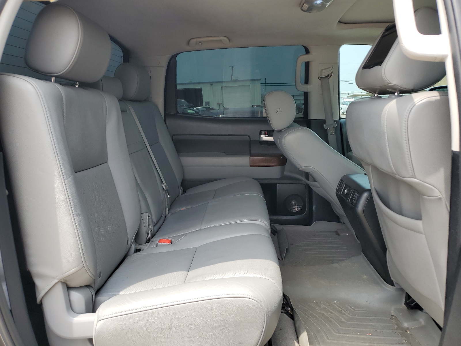 5TFHY5F10BX203019 2011 Toyota Tundra Crewmax Limited