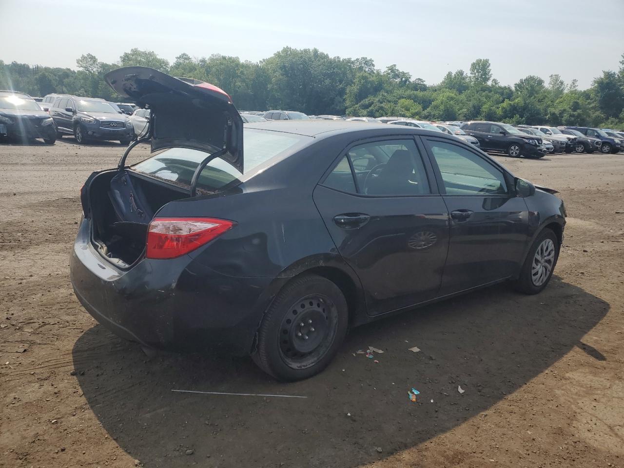 VIN 2T1BURHE5JC974789 2018 TOYOTA COROLLA no.3