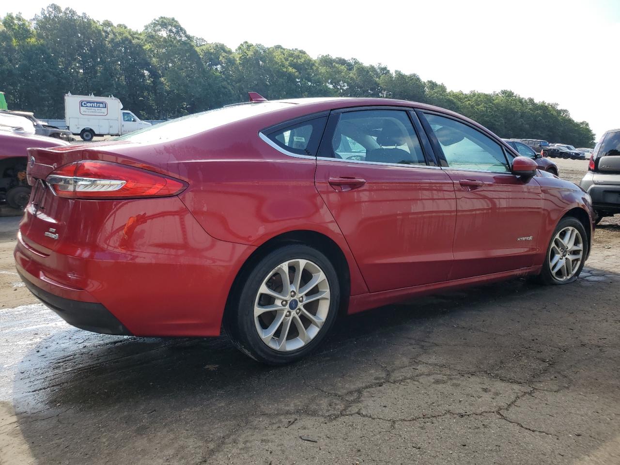 2019 Ford Fusion - Image 3