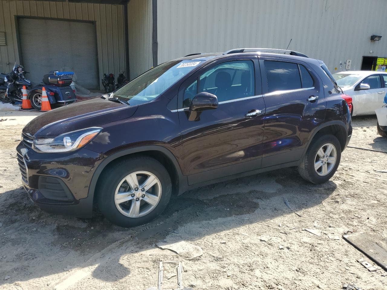 KL7CJPSB8LB345140 2020 CHEVROLET TRAX - Image 1