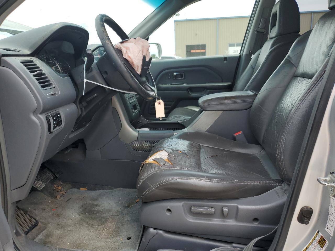 2005 Honda Pilot Exl VIN: 5FNYF18525B055811 Lot: 59744324