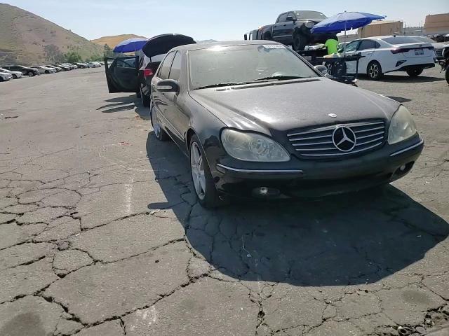 2000 Mercedes-Benz S 500 VIN: WDBNG75J8YA068451 Lot: 57131404