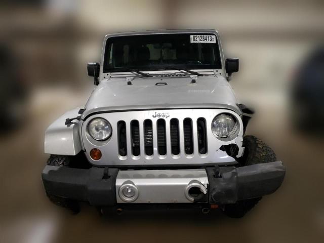 Паркетники JEEP WRANGLER 2012 Серебристый