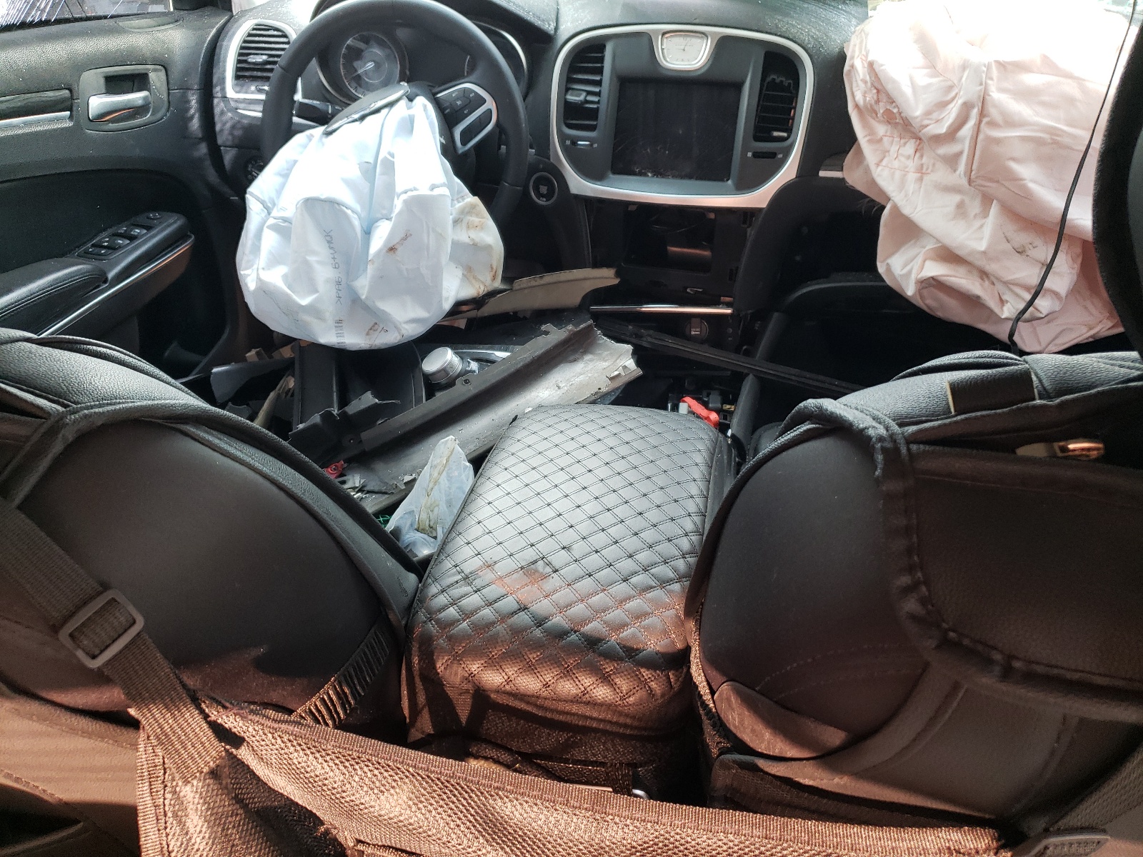 2C3CCARG4JH292263 2018 Chrysler 300 Touring