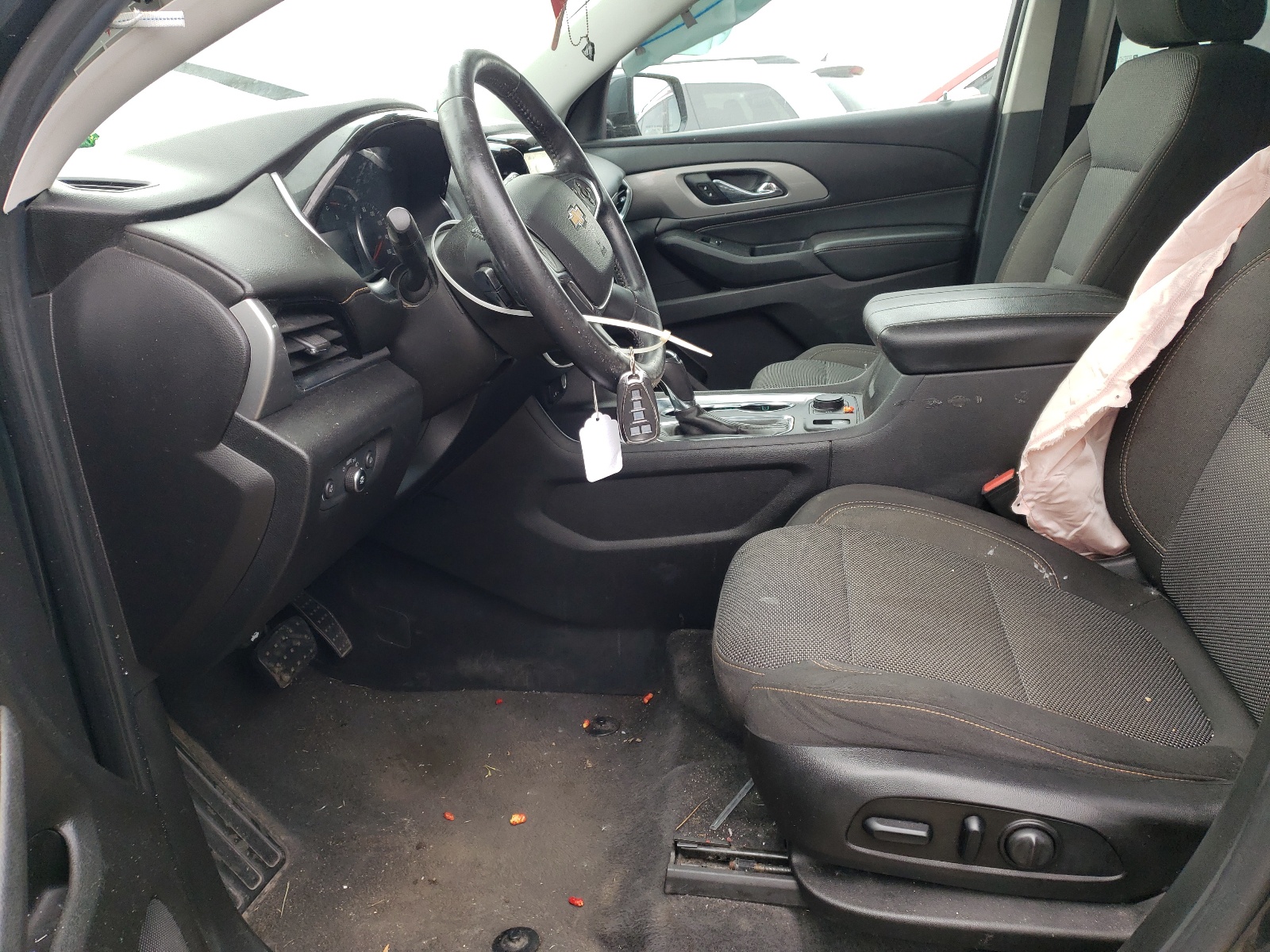 1GNERGKW3JJ103633 2018 Chevrolet Traverse Lt