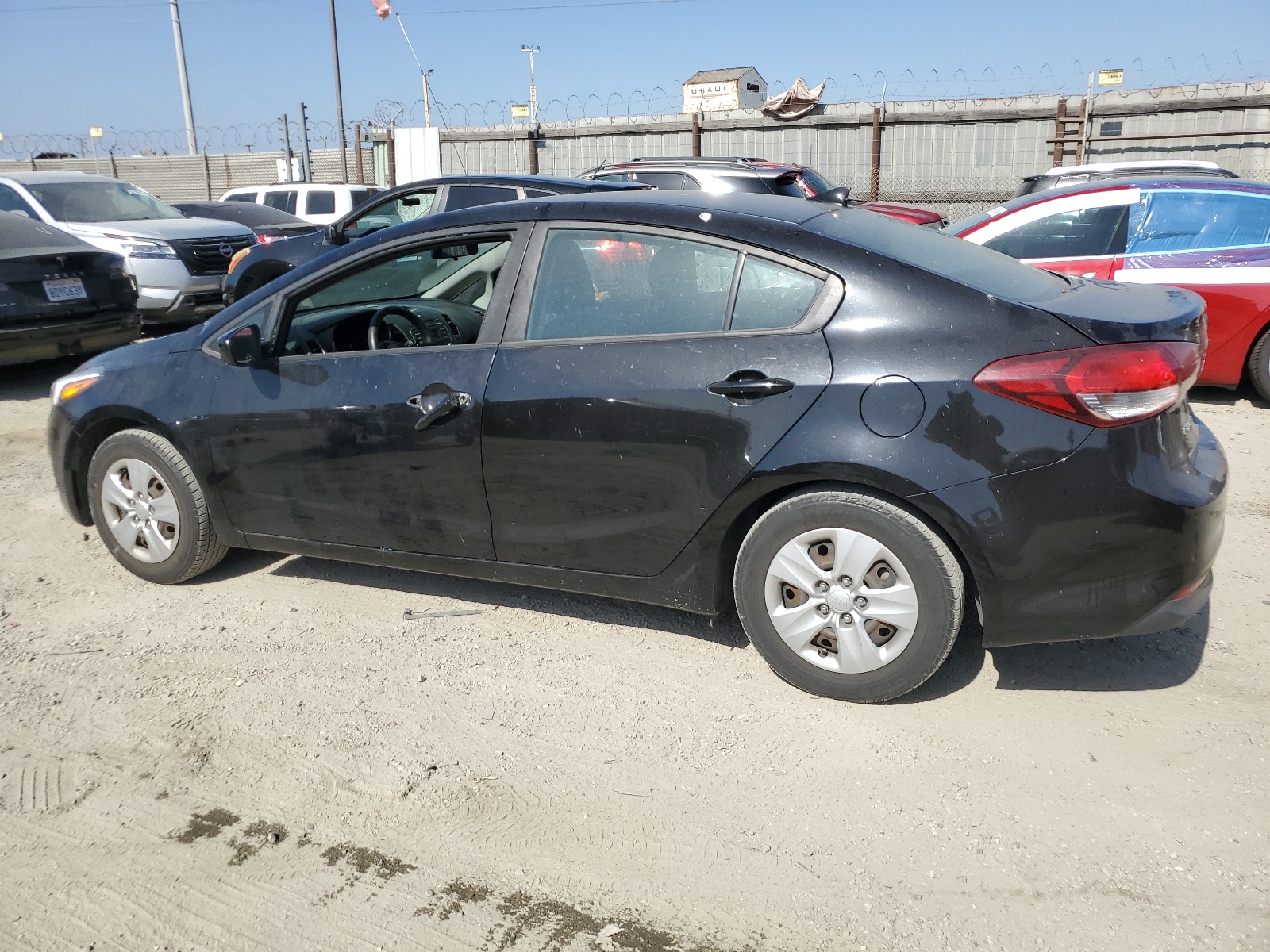 2017 Kia Forte Lx vin: 3KPFK4A78HE012276