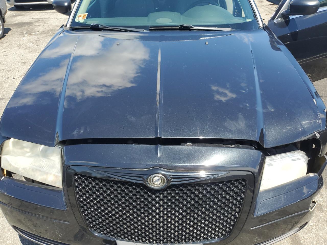 2007 Chrysler 300 VIN: 2C3KA43R77H829195 Lot: 60295414