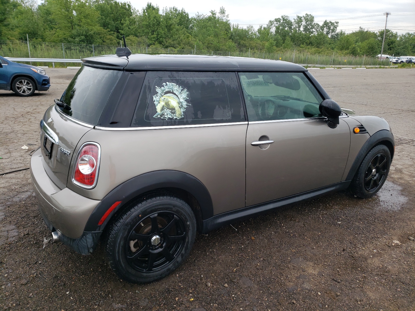 2013 Mini Cooper vin: WMWSU3C51DT677288