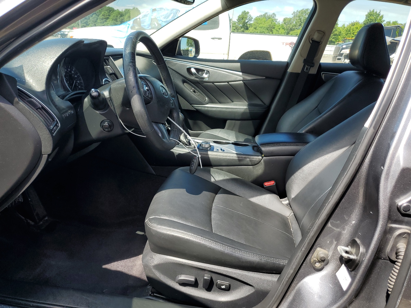 JN1EV7AR1GM345542 2016 Infiniti Q50 Premium