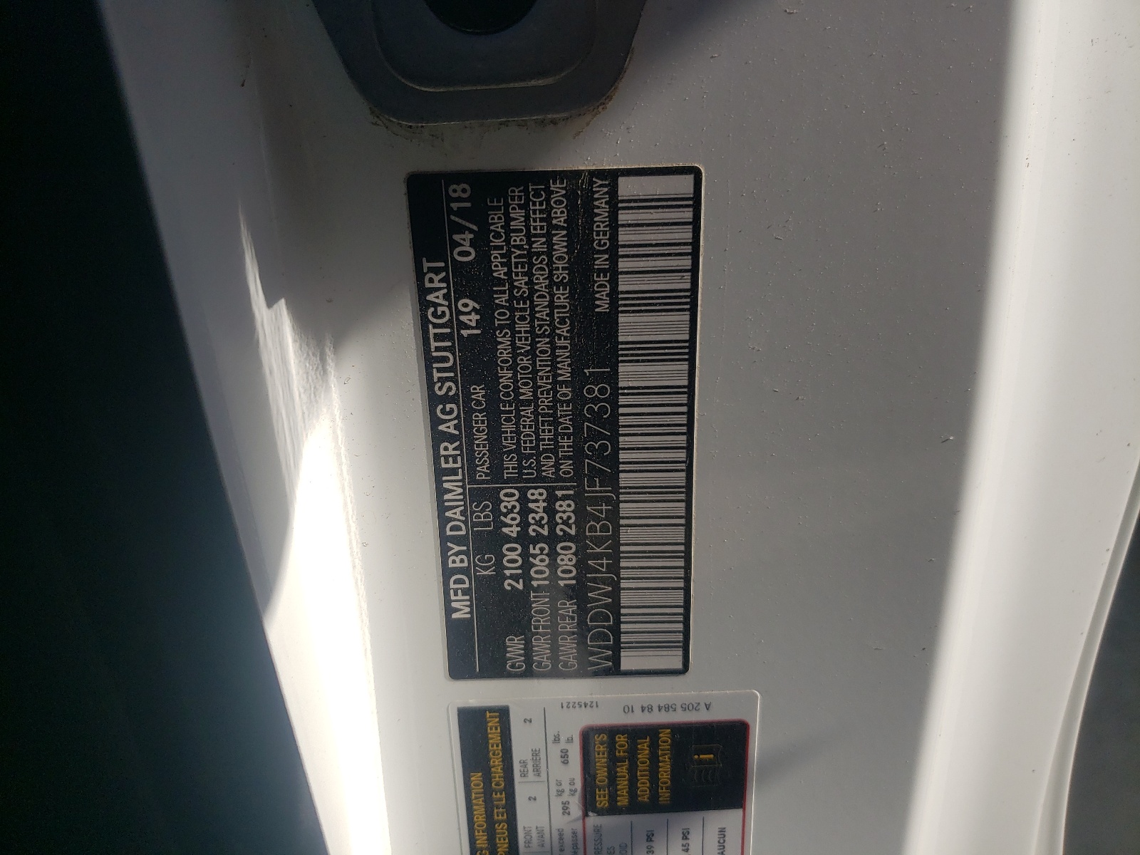 WDDWJ4KB4JF737381 2018 Mercedes-Benz C 300 4Matic