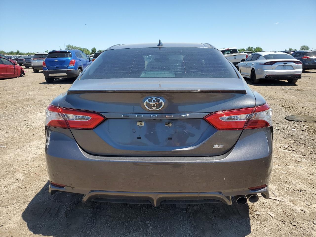 4T1B11HKXKU824256 2019 Toyota Camry L