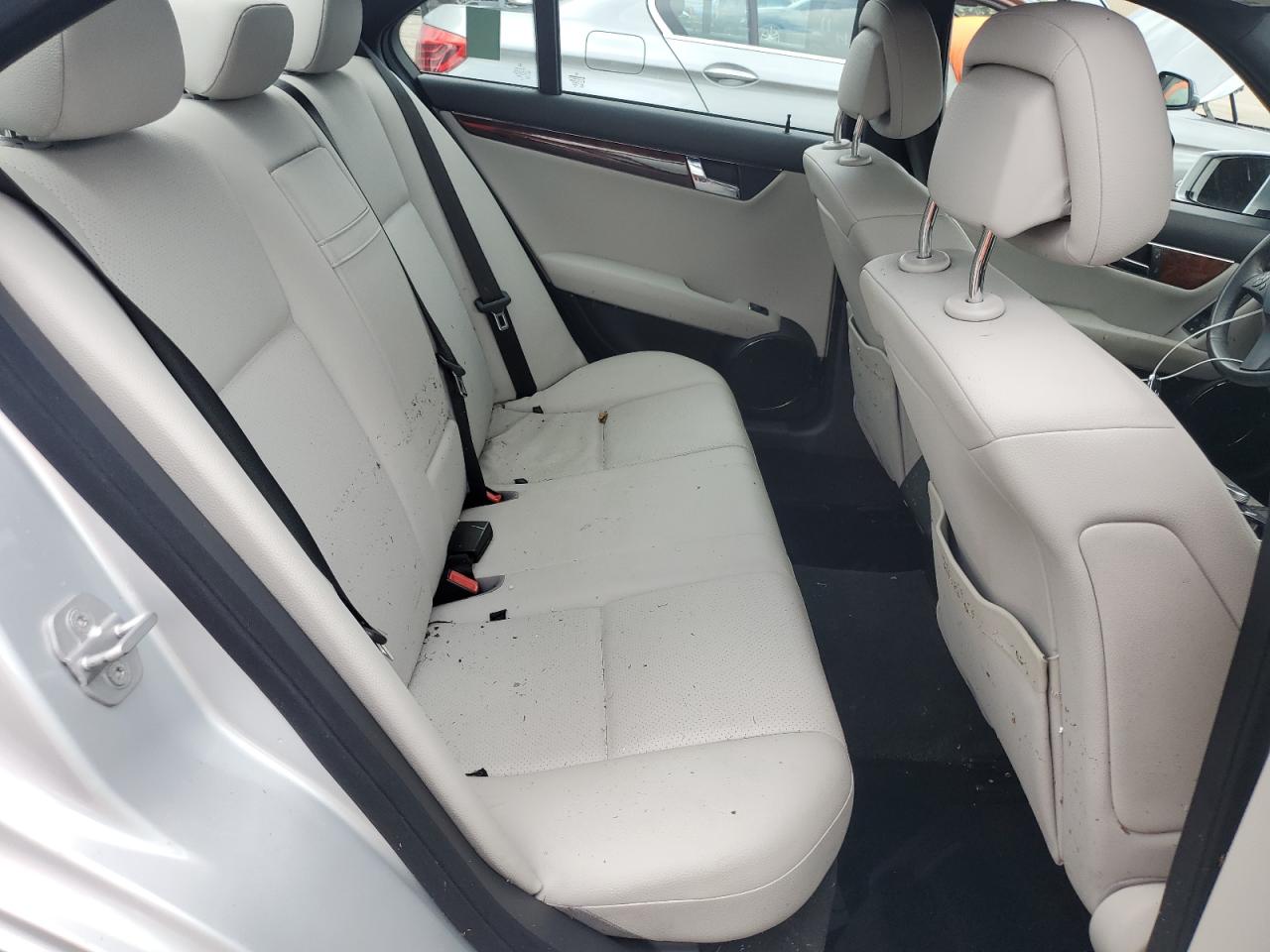 2010 Mercedes-Benz C 300 VIN: WDDGF5EB7AR120630 Lot: 60342574