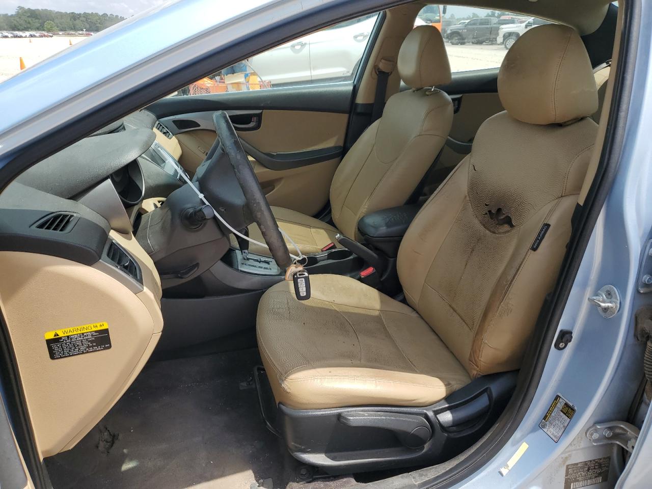 2012 Hyundai Elantra - Image 7