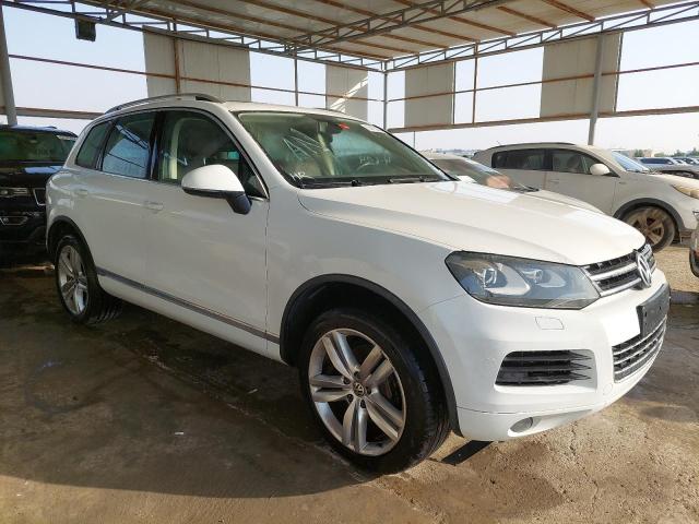 WVGBC2BPXED000556 - 2014 VOLKSWAGEN TOUAREG - #undefined