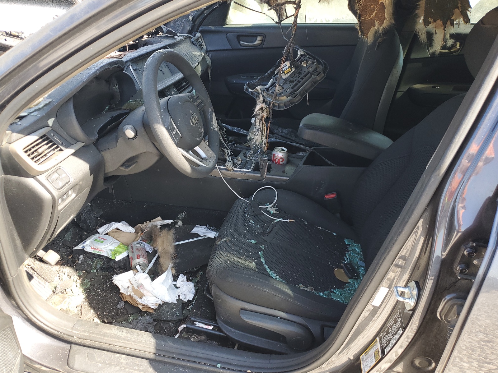 5XXGT4L38KG318226 2019 Kia Optima Lx