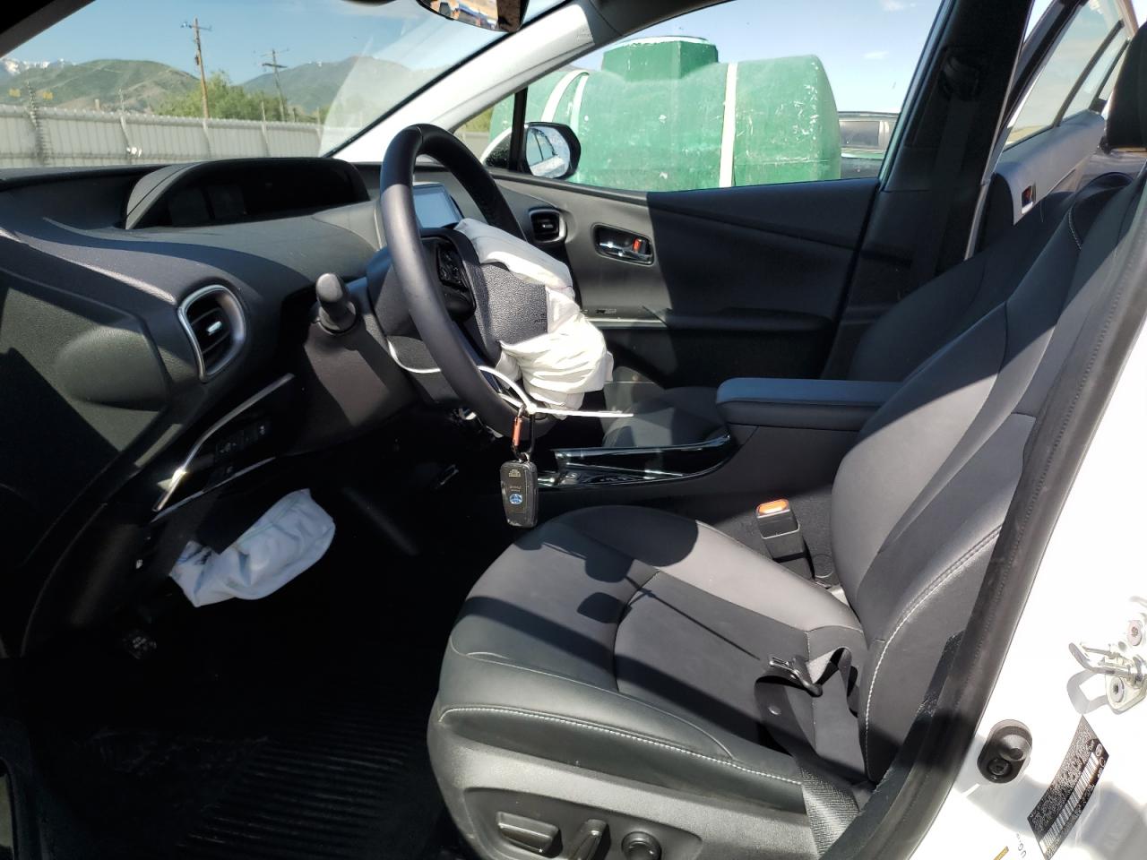 2022 Toyota Prius Prime Le VIN: JTDKAMFP3N3228906 Lot: 57975234