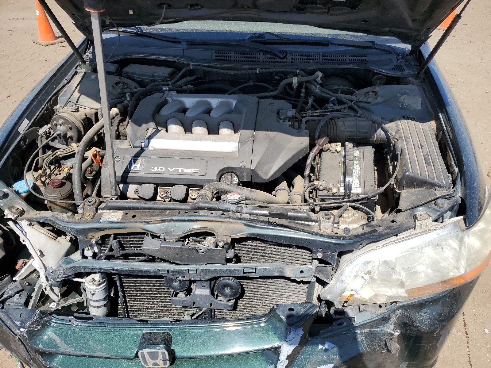 1HGCG1659YA084201 2000 Honda Accord Ex