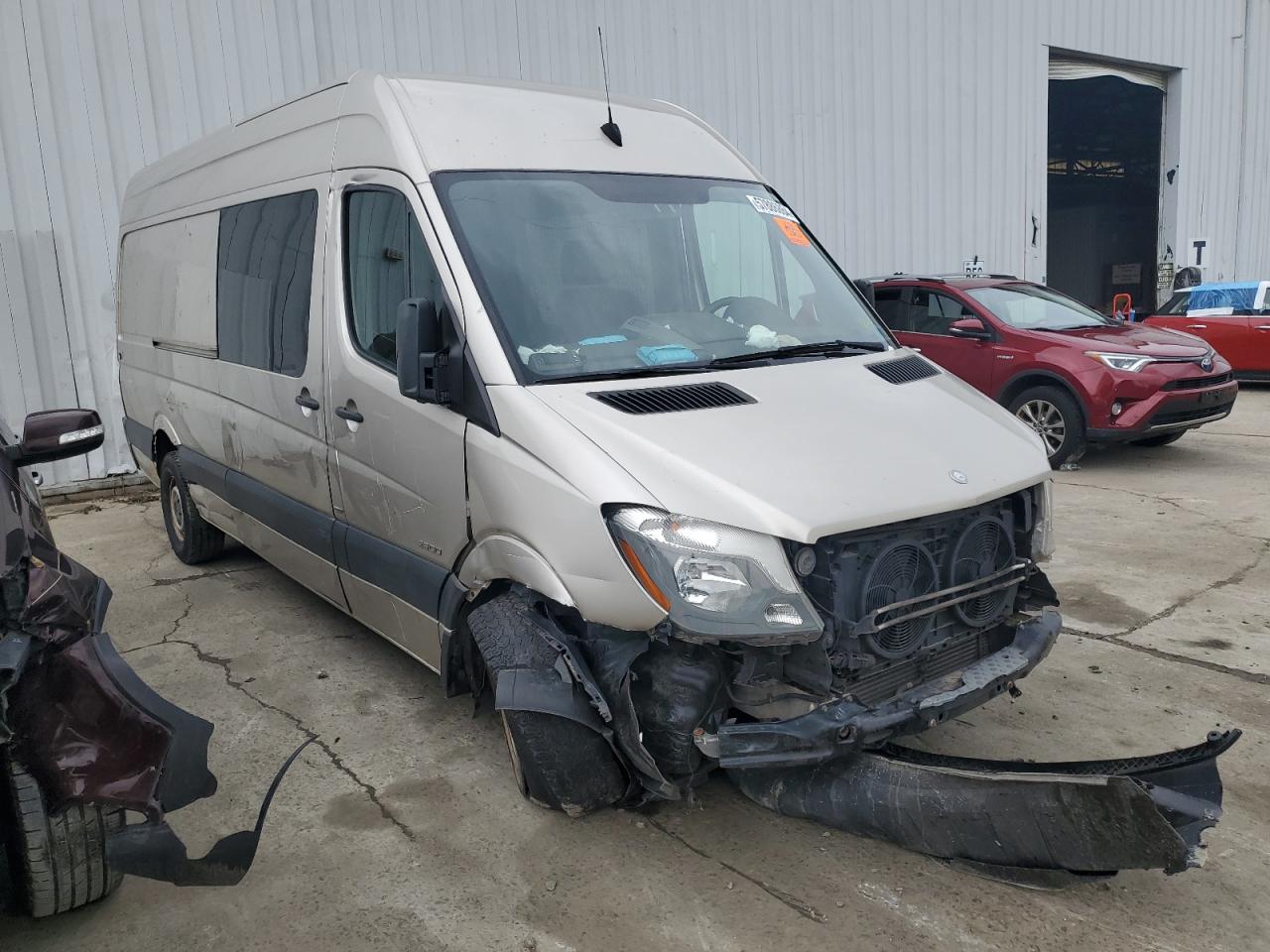 VIN WD4PE8DC8FP133887 2015 MERCEDES-BENZ SPRINTER no.4