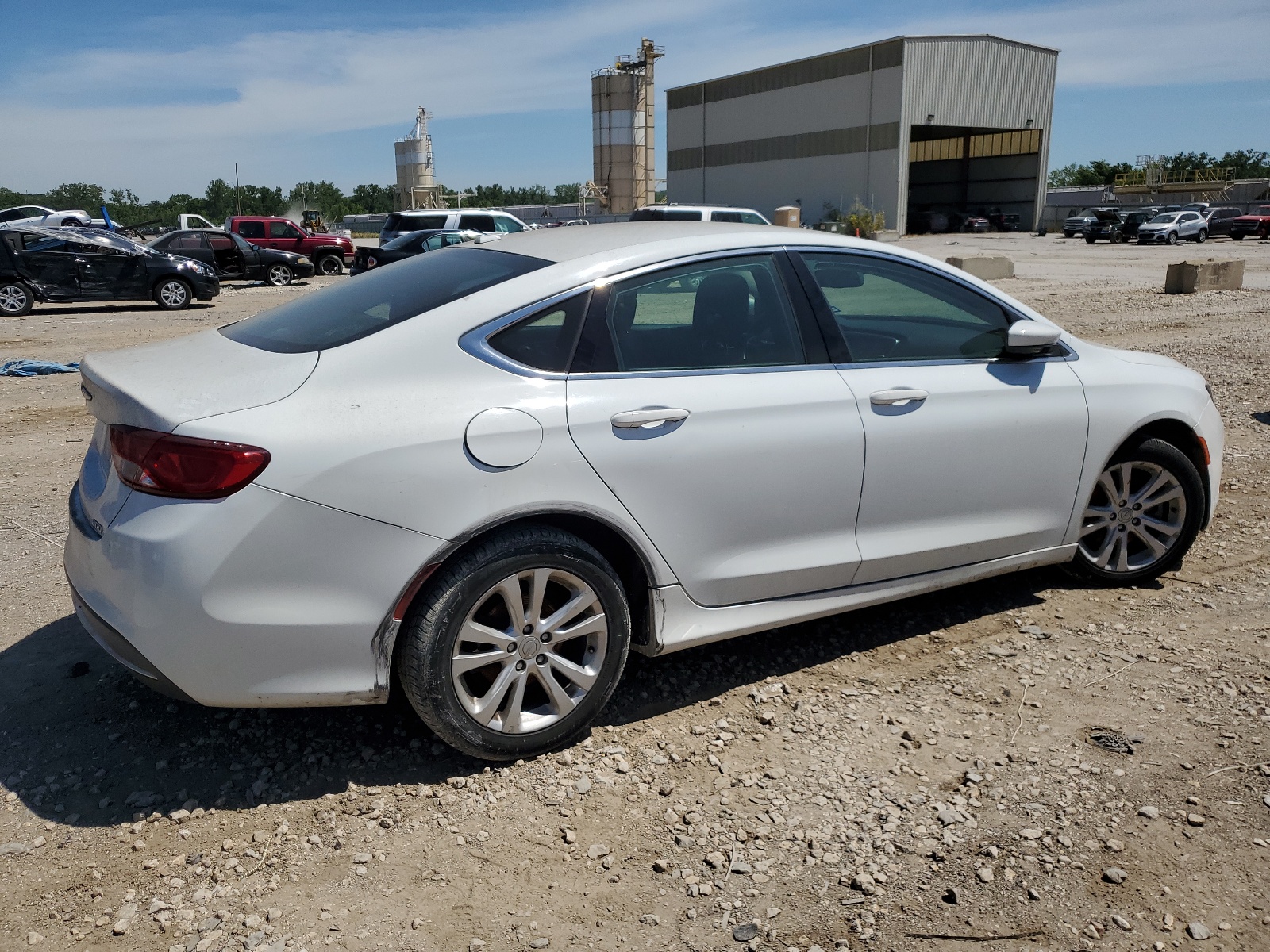 2016 Chrysler 200 Limited vin: 1C3CCCAB7GN164353