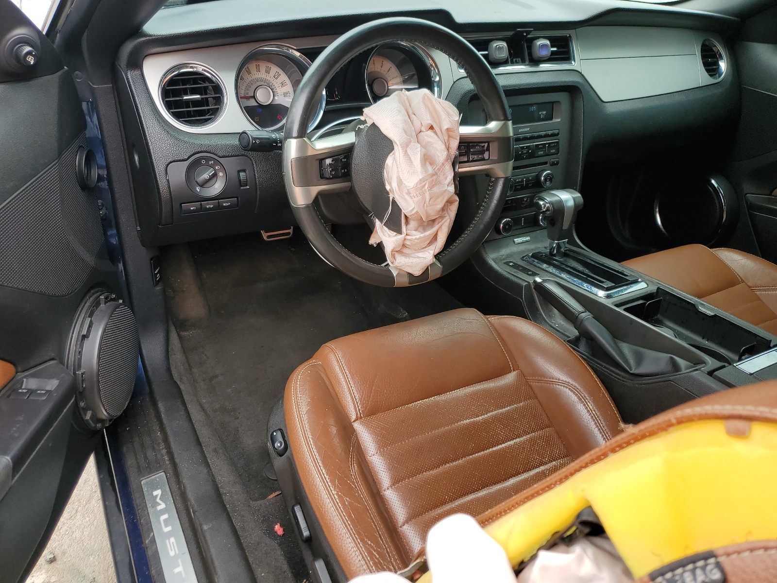 1ZVBP8AM4B5166920 2011 Ford Mustang