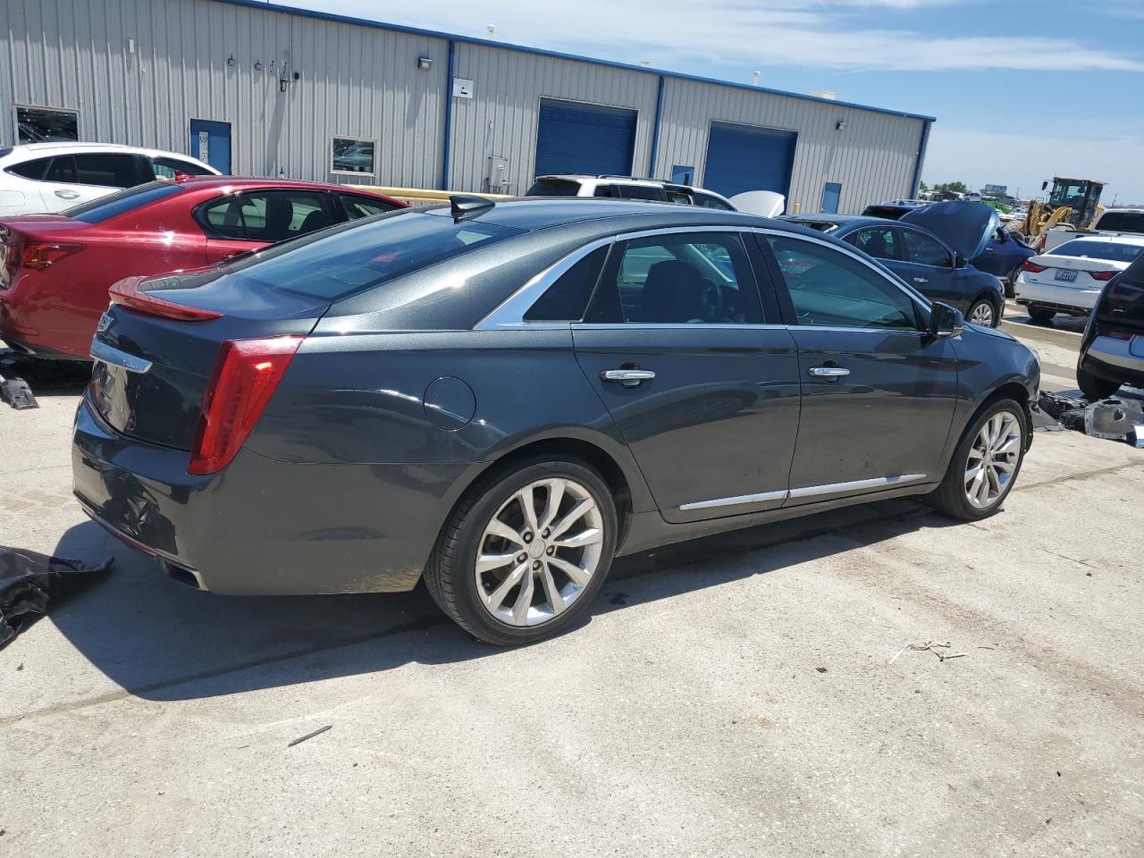 2017 Cadillac XTS - Image 3