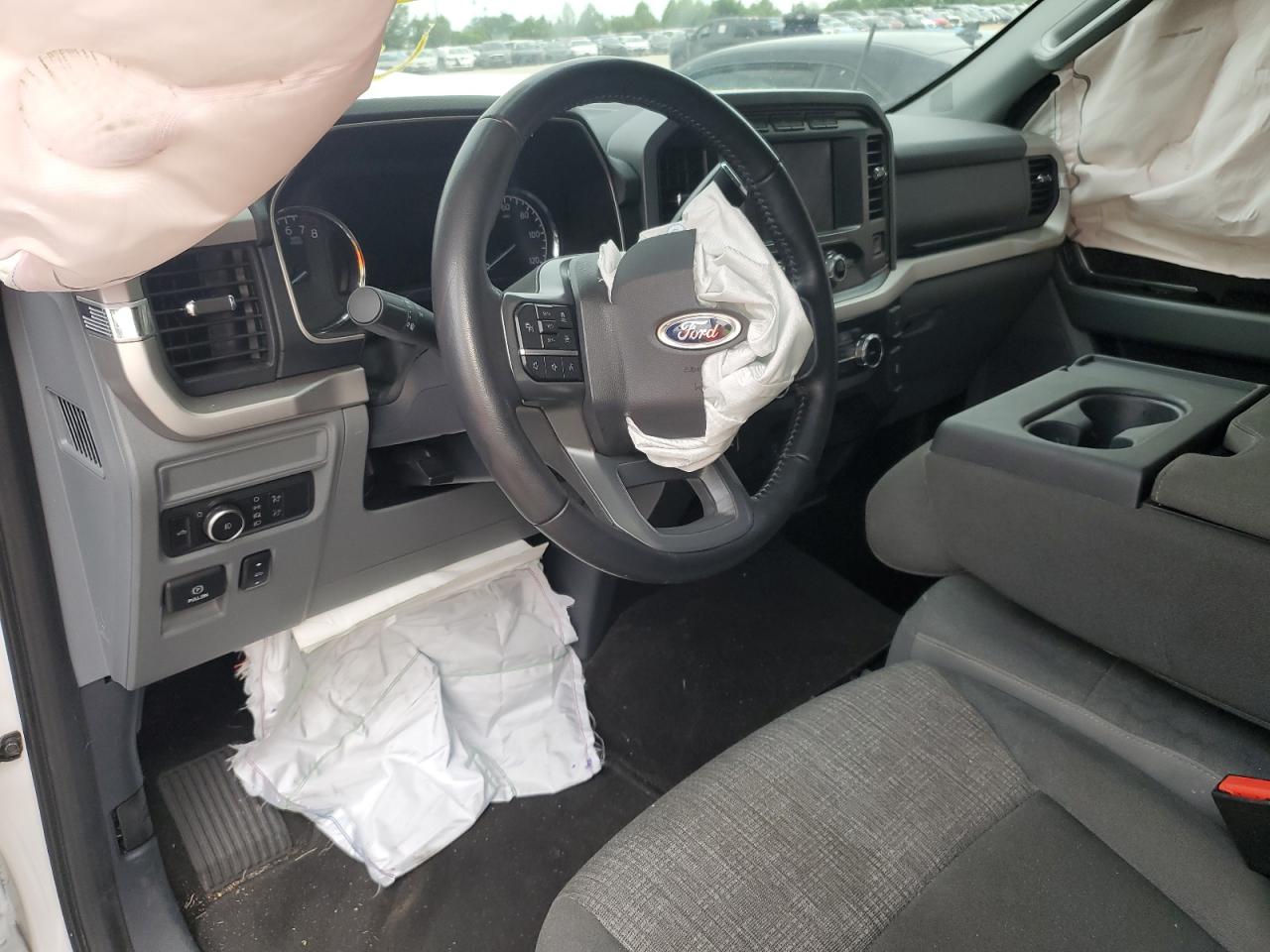 2022 Ford F-150 - Image 8