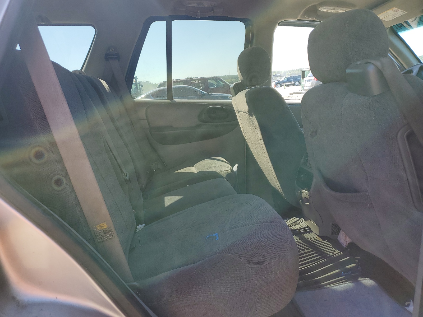 1GNDT13S942307938 2004 Chevrolet Trailblazer Ls