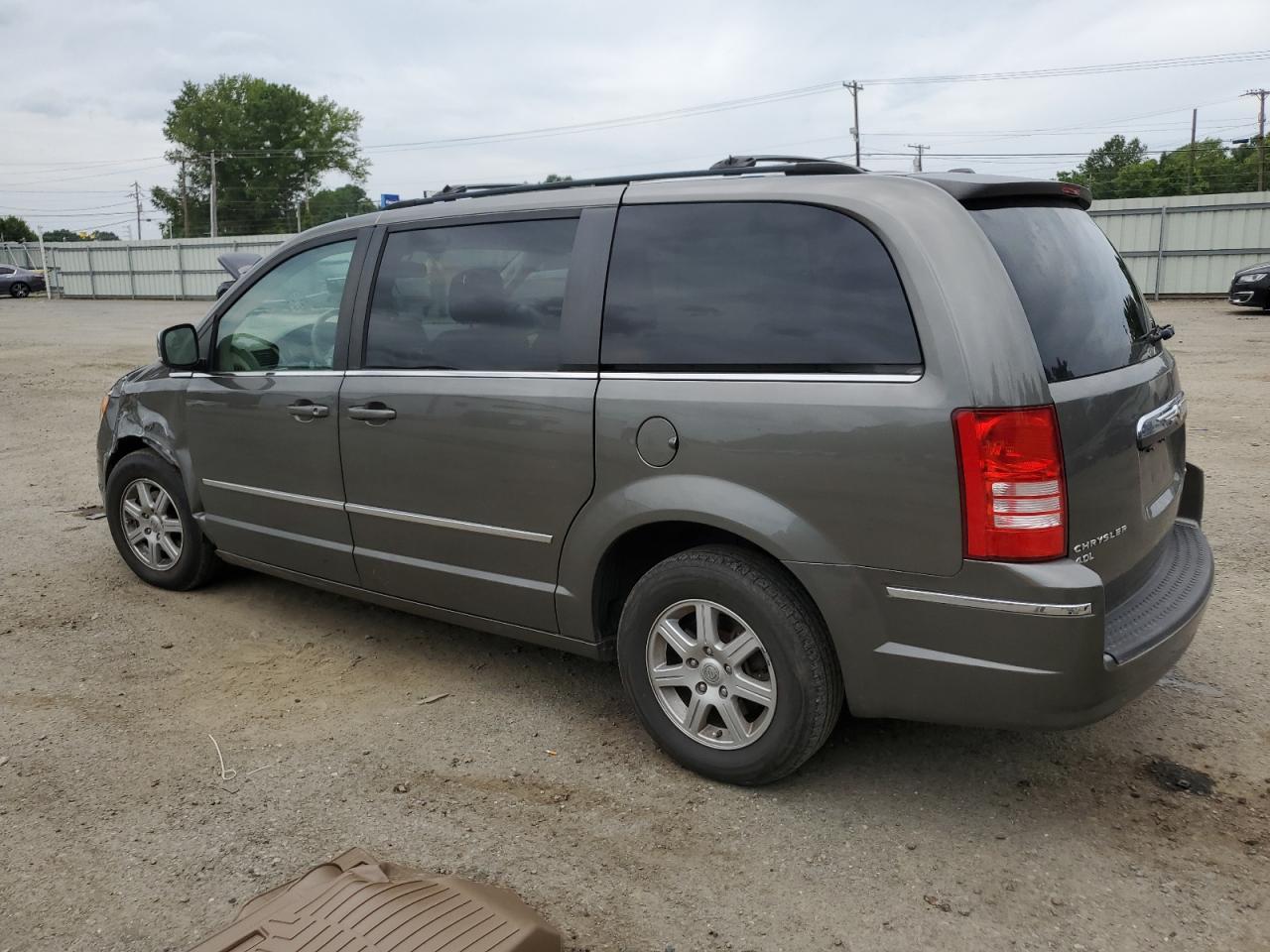 2010 Chrysler Town & Country Touring VIN: 2A4RR5DX8AR405865 Lot: 59867354