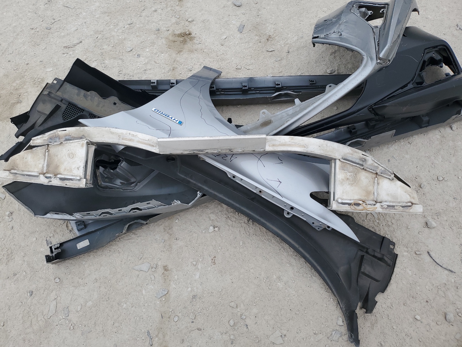 1HGCV3F99NA006680 2022 Honda Accord Touring Hybrid