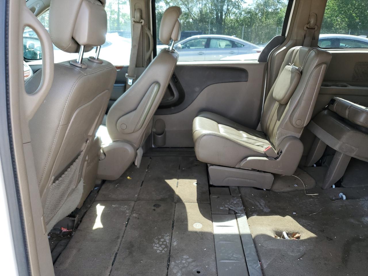 2013 Chrysler Town & Country Touring VIN: 2C4RC1BG8DR690834 Lot: 57619254