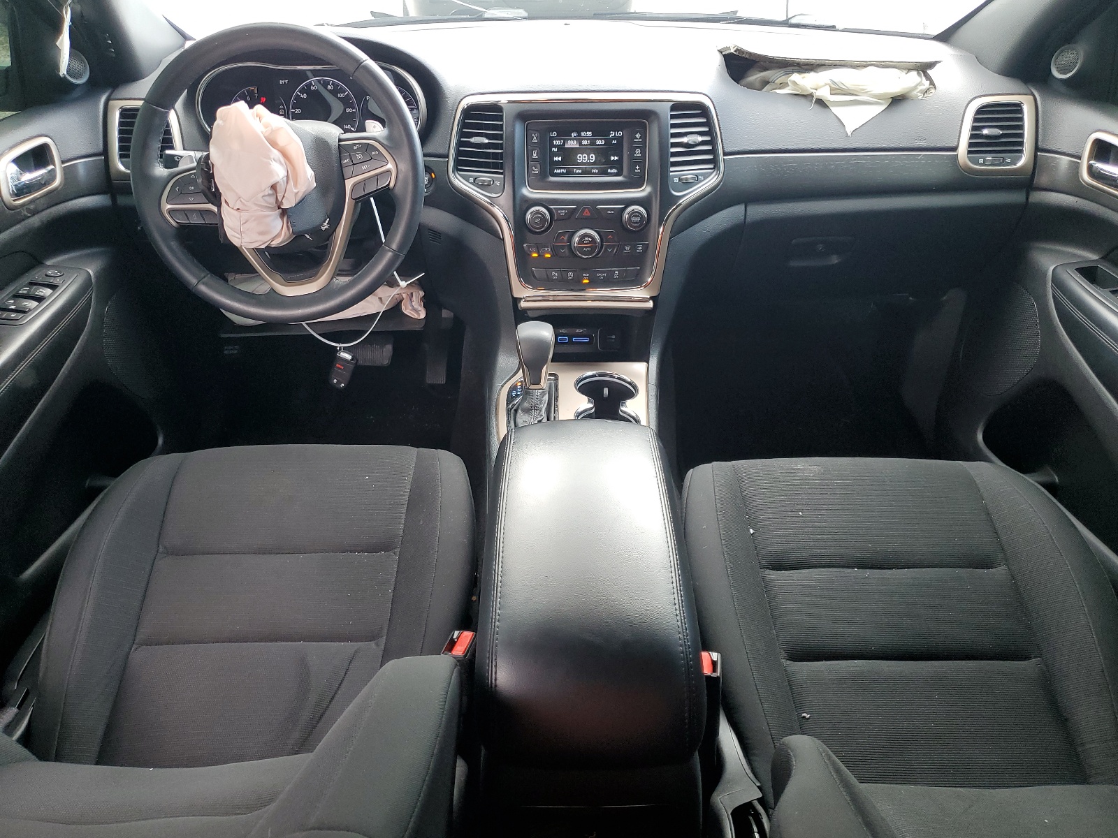 1C4RJEAG4HC837812 2017 Jeep Grand Cherokee Laredo