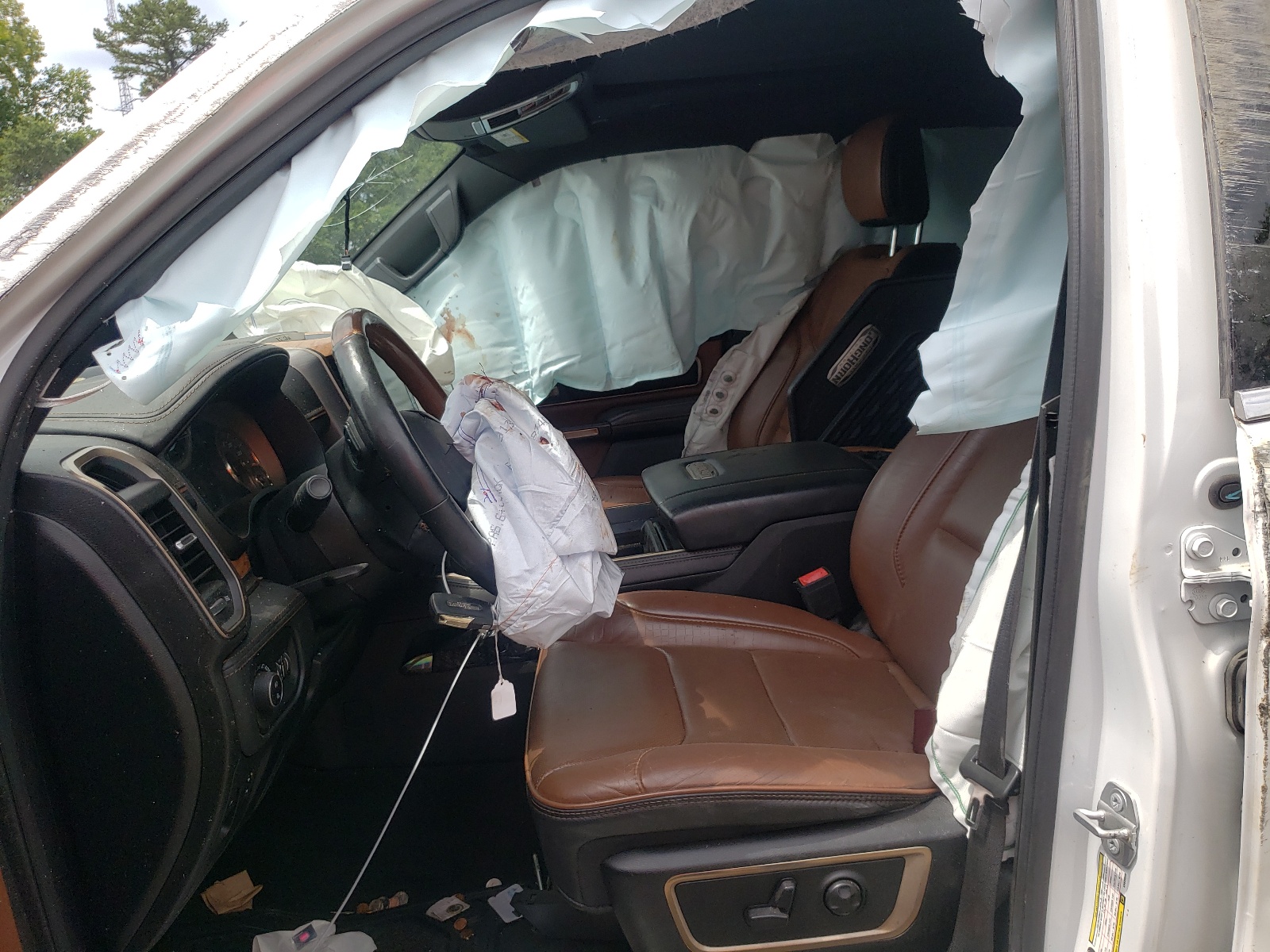 1C6SRFKTXKN839546 2019 Ram 1500 Longhorn