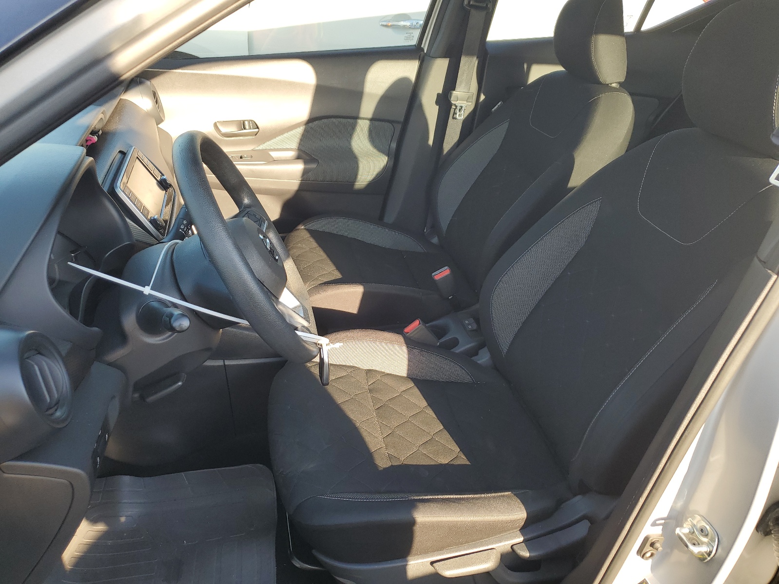 3N1CP5BVXLL536897 2020 Nissan Kicks S