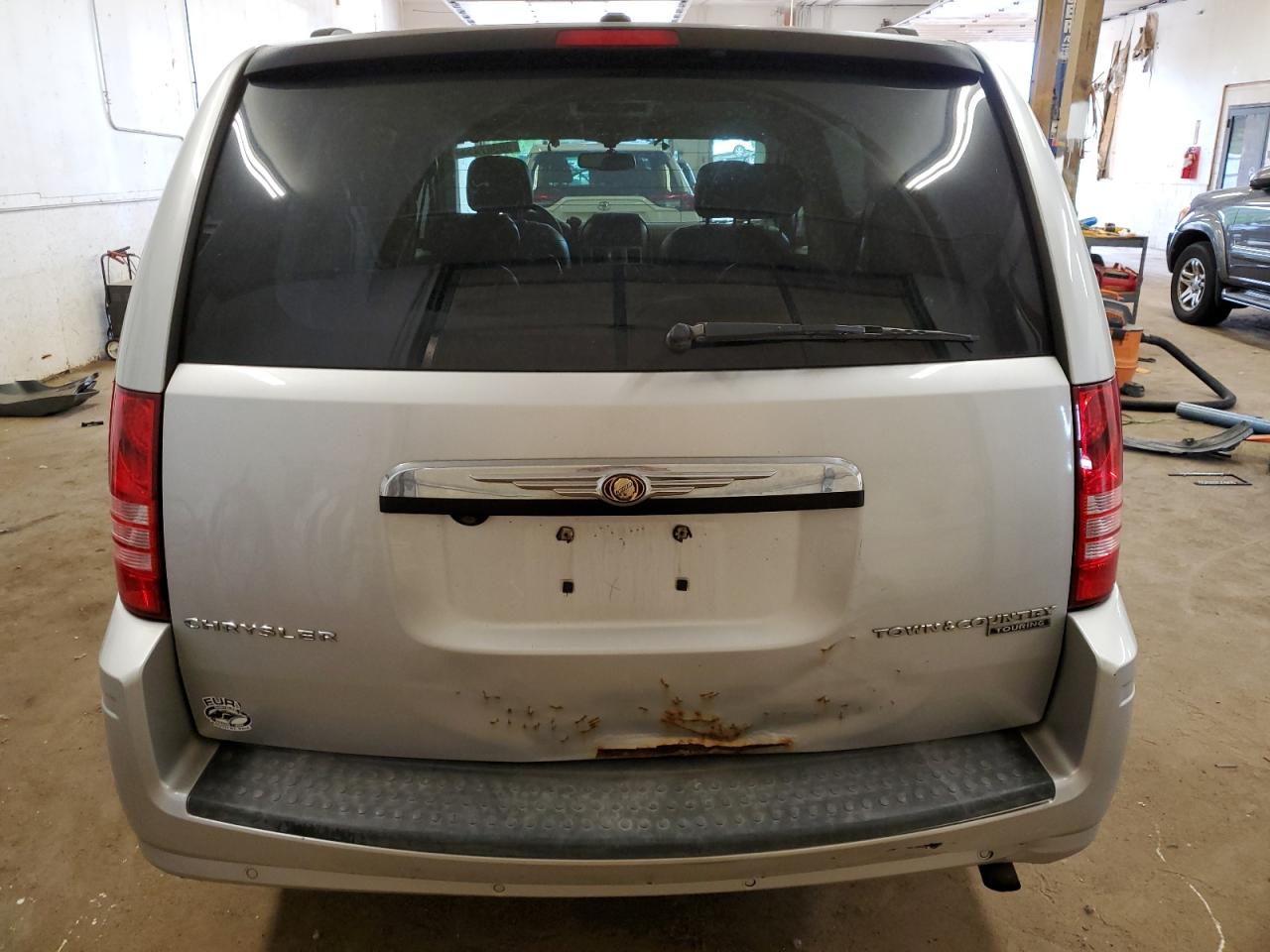 2009 Chrysler Town & Country Touring Plus VIN: 2A4RR8D15AR398130 Lot: 59967454