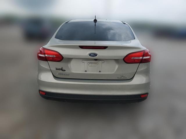  FORD FOCUS 2015 Золотой