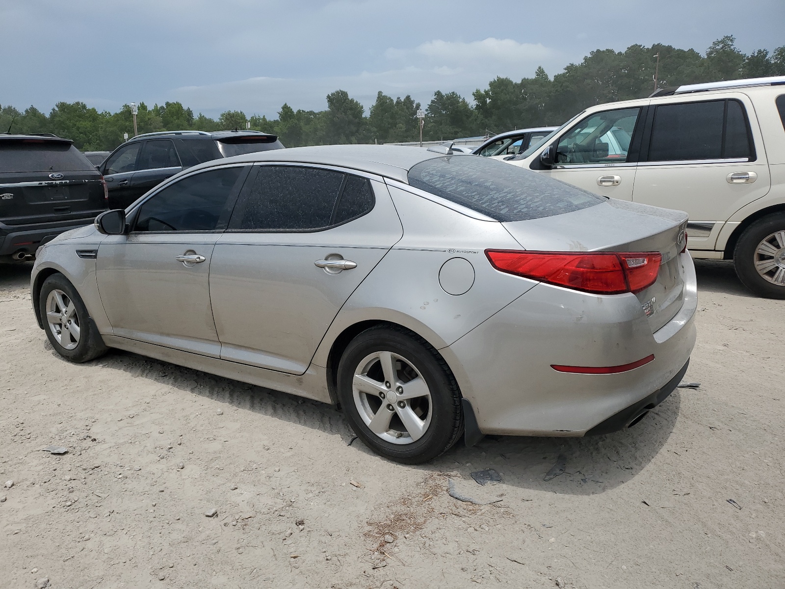 2015 Kia Optima Lx vin: 5XXGM4A74FG371899