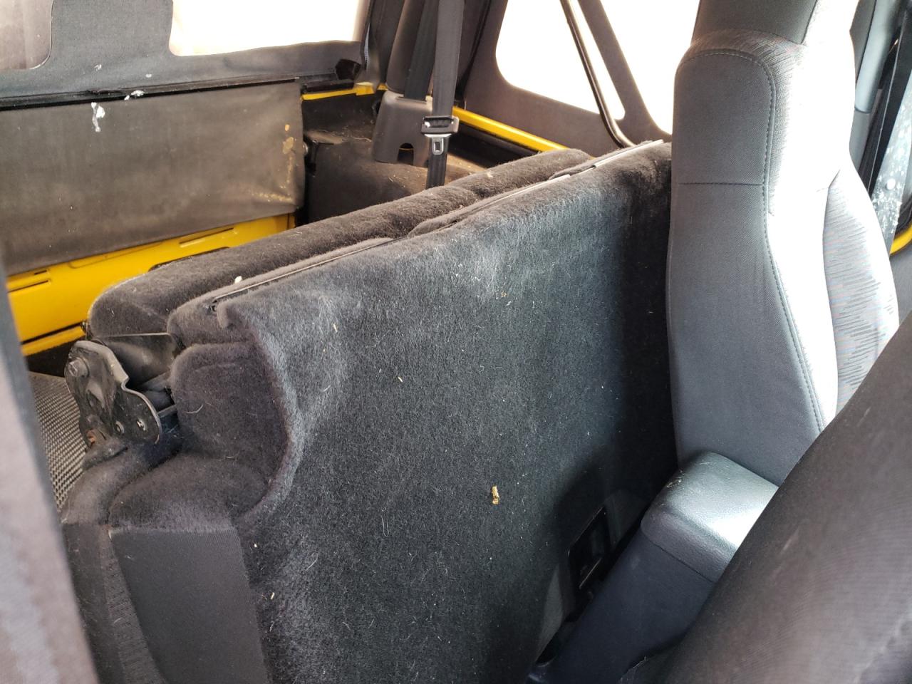 2004 Jeep Wrangler / Tj Sport VIN: 1J4FA49S94P738826 Lot: 59313524