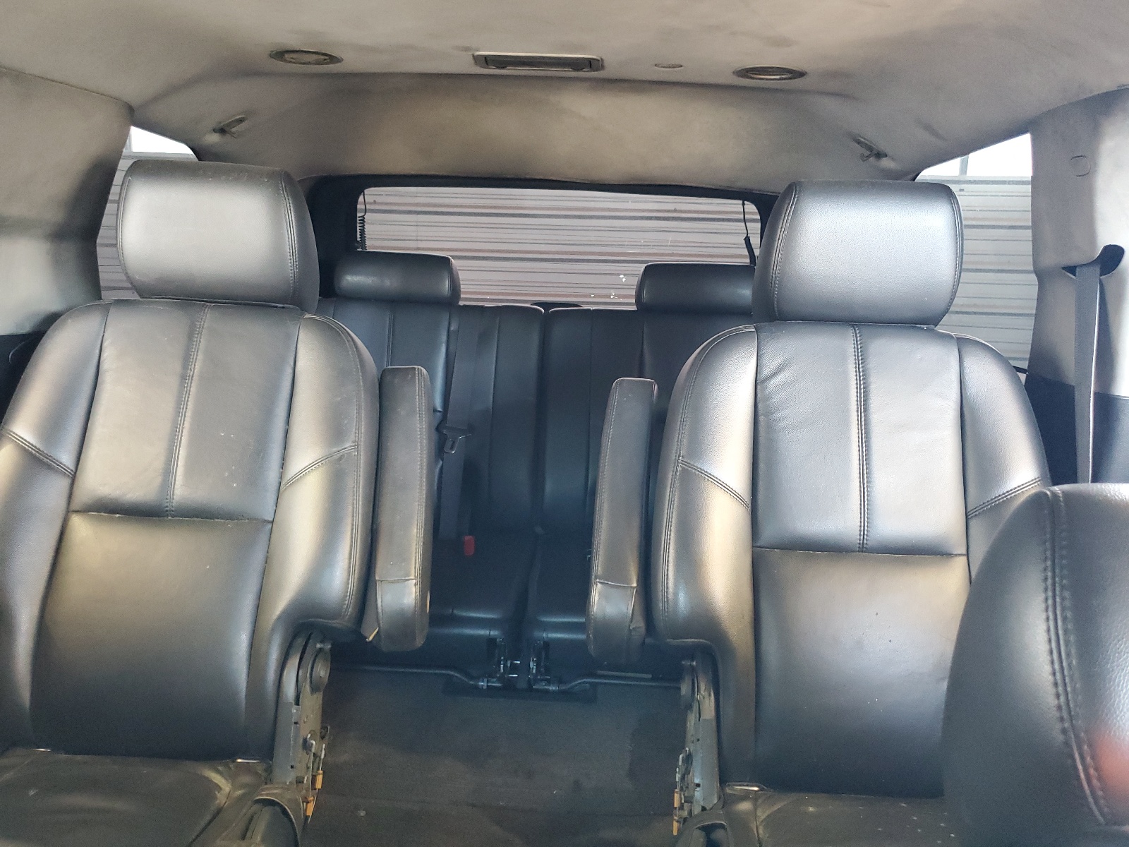 1GNSCBE01BR399561 2011 Chevrolet Tahoe C1500 Lt