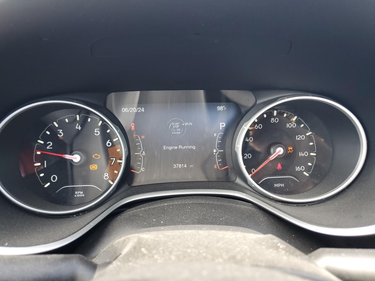 2018 Jeep Compass Limited VIN: 3C4NJDCB5JT100946 Lot: 58739254