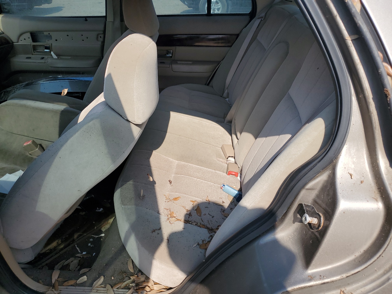 2MEFM74W85X670764 2005 Mercury Grand Marquis Gs