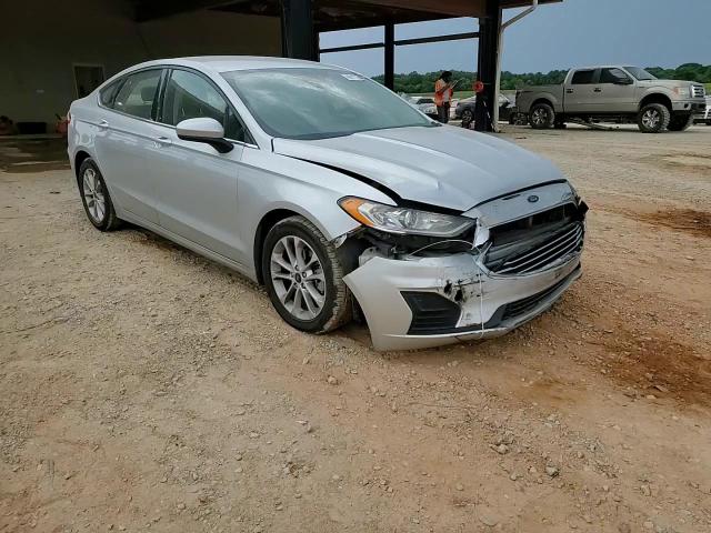 2019 Ford Fusion Se VIN: 3FA6P0H70KR208203 Lot: 60777454