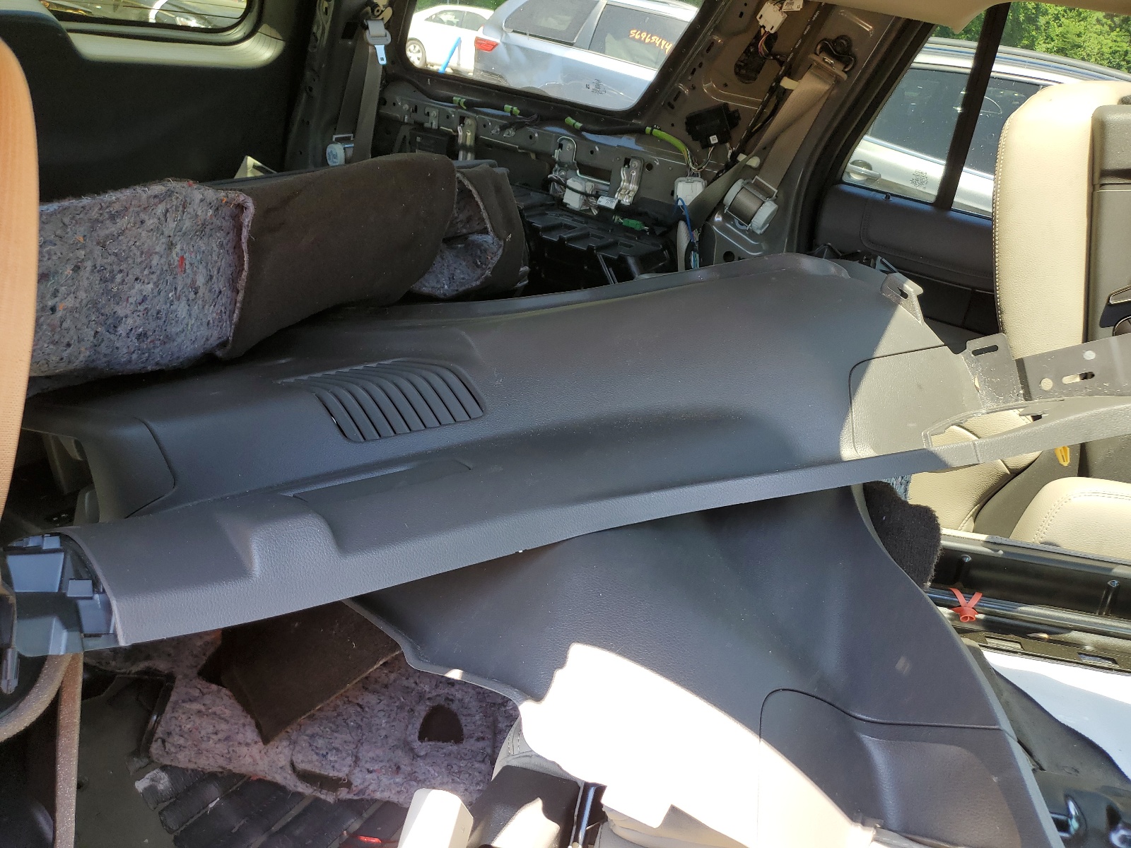 1FMJU2AT2MEA73386 2021 Ford Expedition Limited